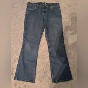 Size 14 Medium Levi’s stretch bootcut jeans
